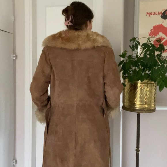 VINTAGE 1960s Penny Lane Fur Coat - Picture 14 of 15